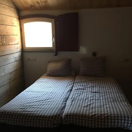 De Rozephoeve Апартаменты Ойстервейк